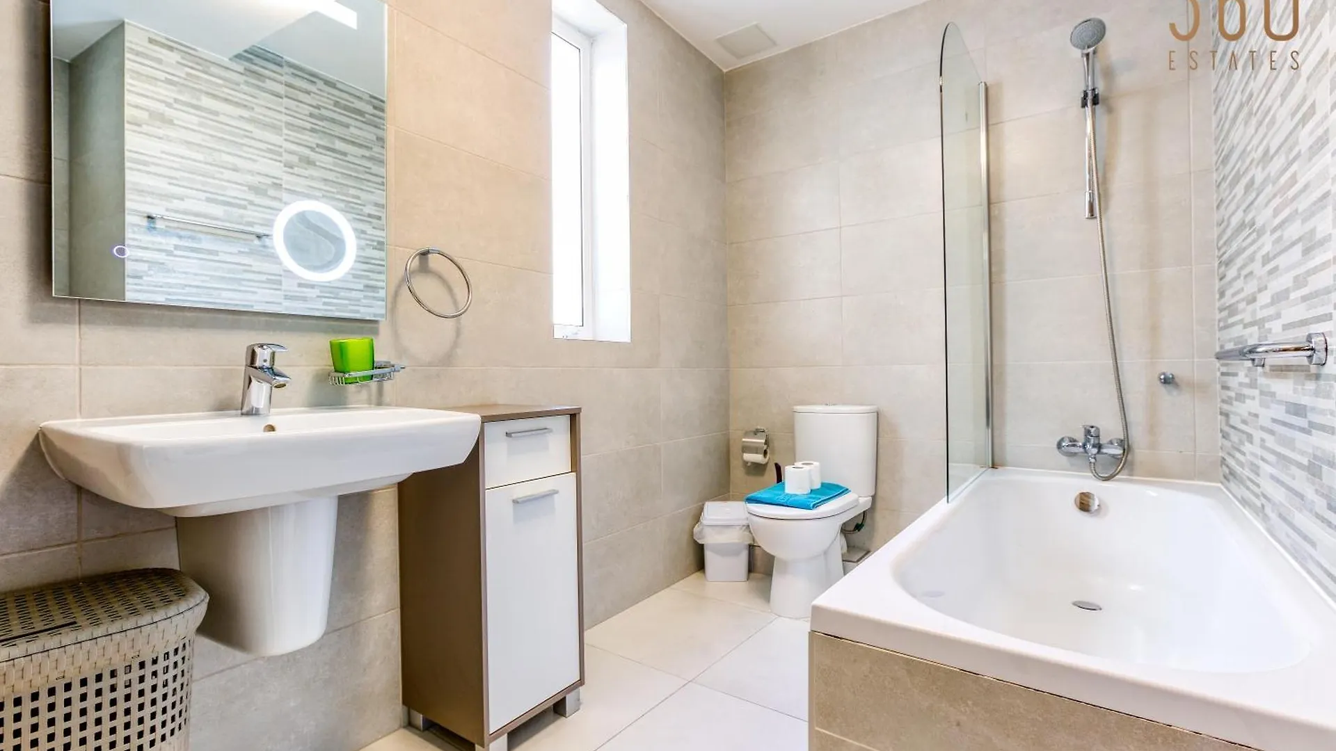 Apartment Sunny 2Br Penthouse With Spacious Rooftop Terrace By 360 Estates San Gwann
