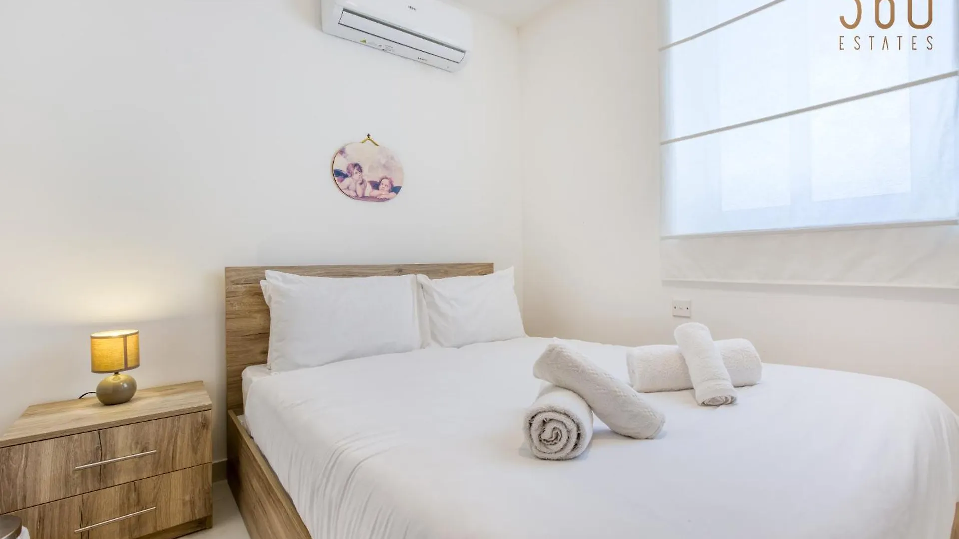 Sunny 2Br Penthouse With Spacious Rooftop Terrace By 360 Estates San Gwann Malta