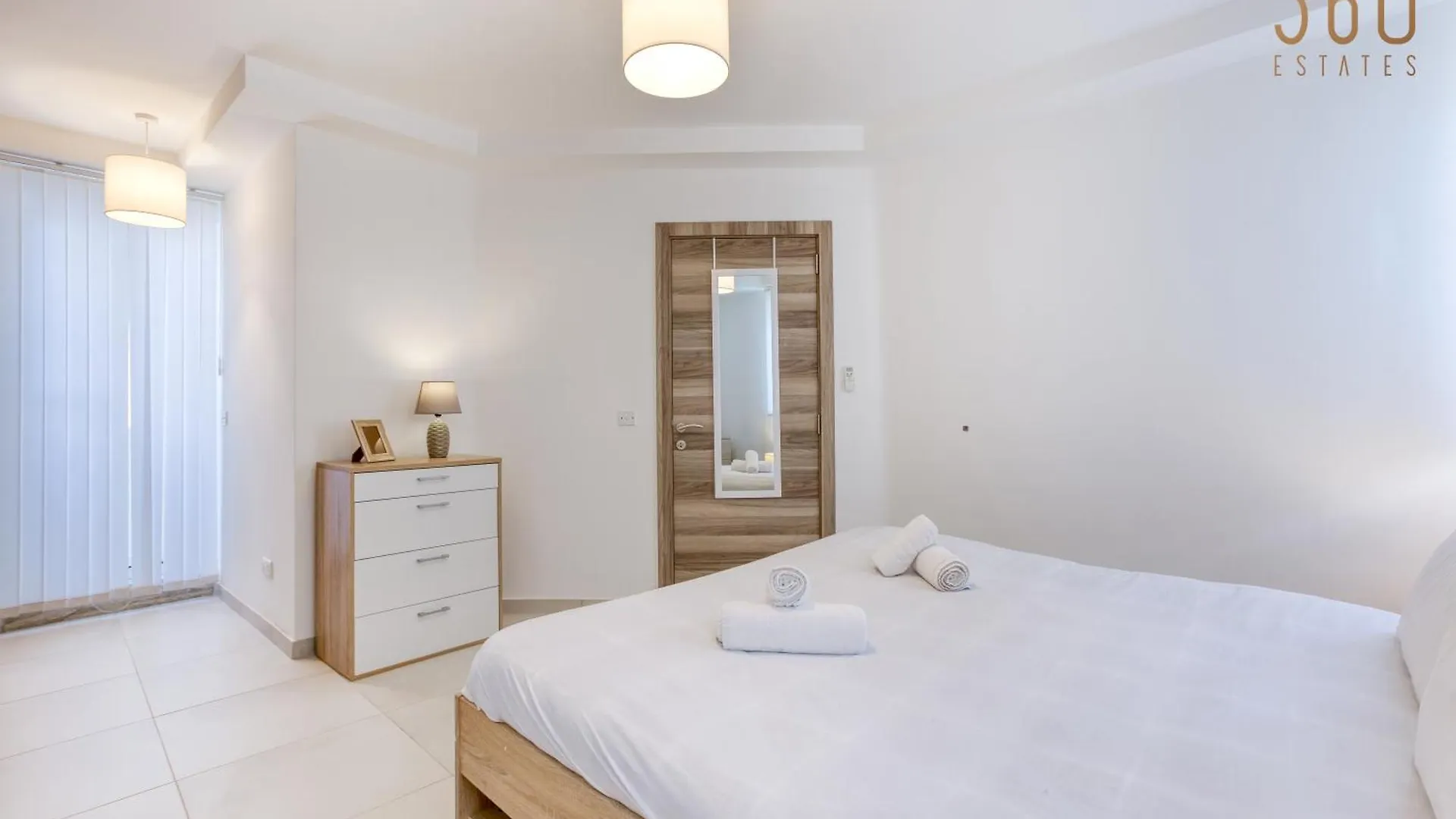 Sunny 2Br Penthouse With Spacious Rooftop Terrace By 360 Estates San Gwann