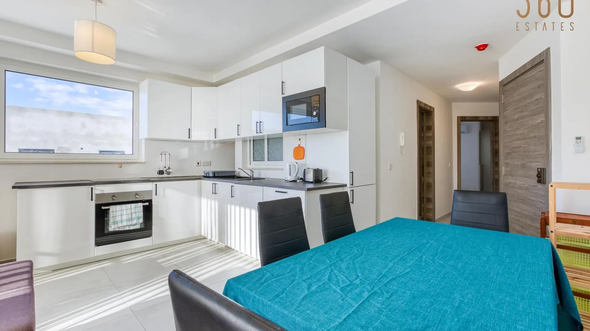 Apartment Sunny 2Br Penthouse With Spacious Rooftop Terrace By 360 Estates San Gwann Malta